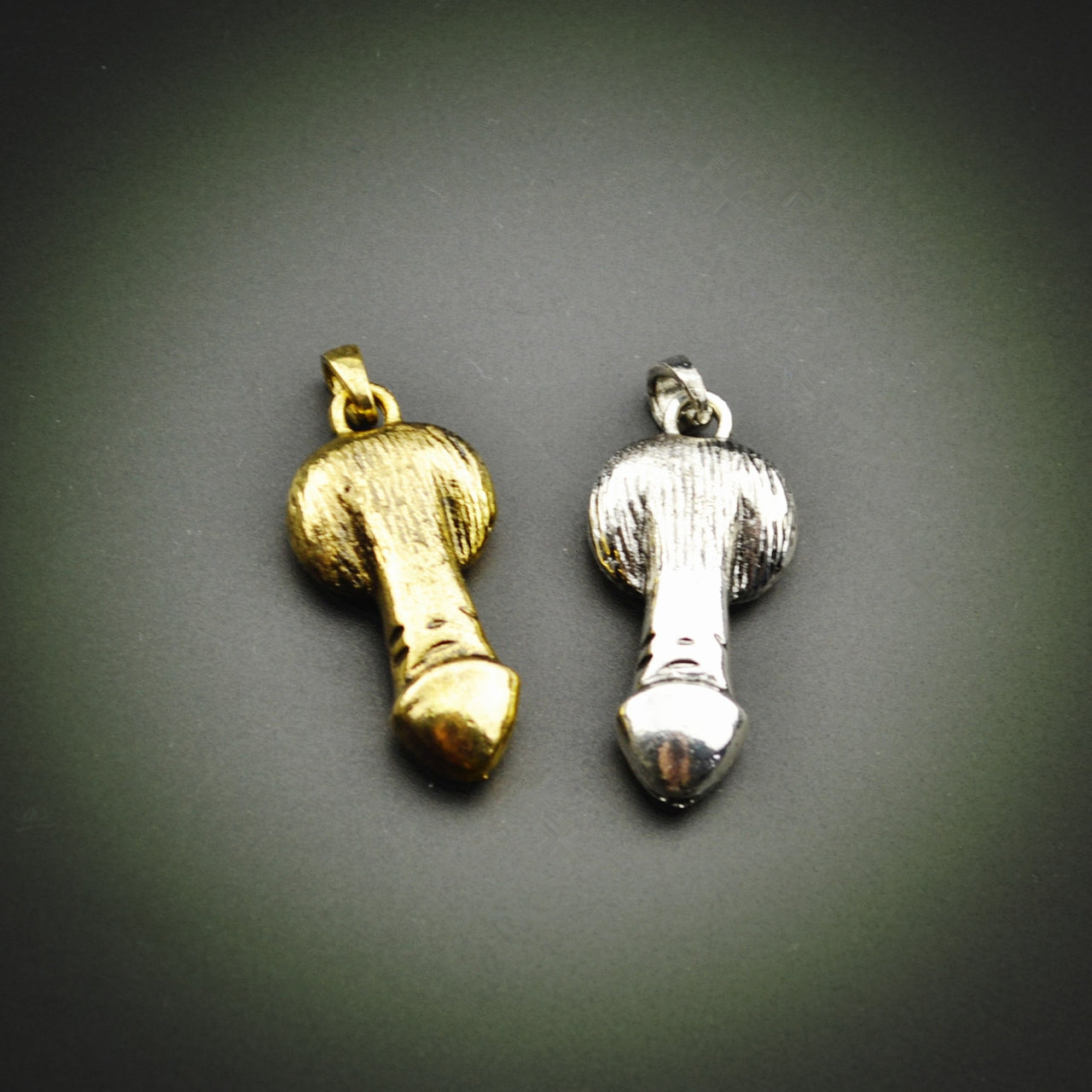 Zizi Necklace Pendant