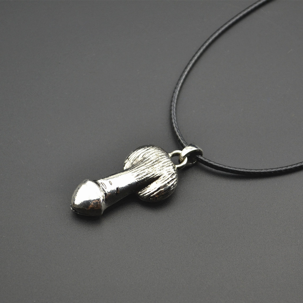 Zizi Necklace Pendant